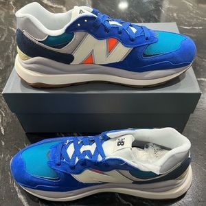 BRAND NEW New Balance Size 11 Men’s